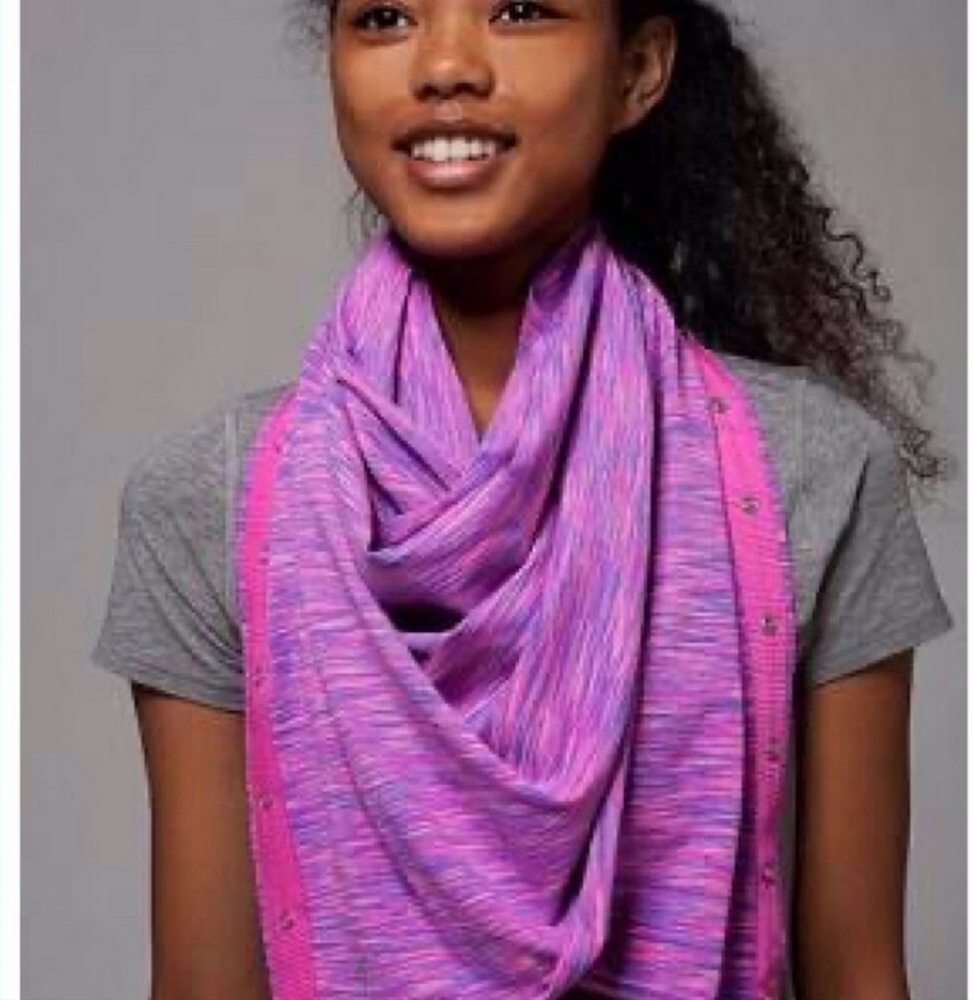 💕Ivivva Village Chill scarf